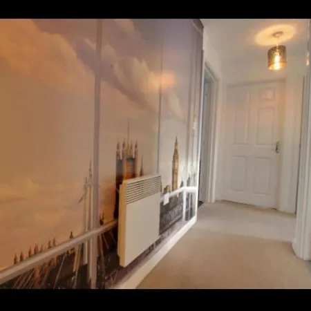 Apartment Brumstay Uk - 2 Bed Flat Close To Centre *